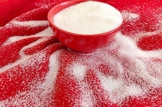 Da li je industrijski šećer loš i zašto?
